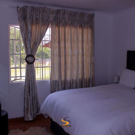 מידרנד Simbasun Cottages מראה חיצוני תמונה