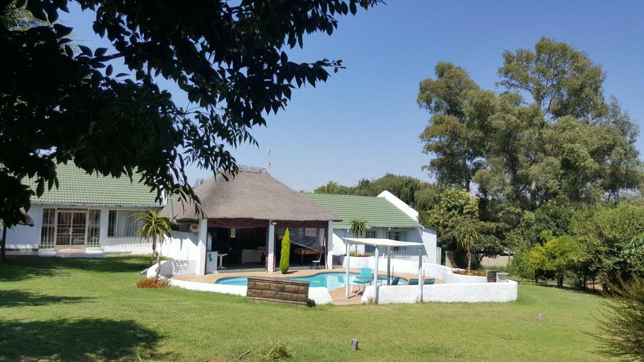 מידרנד Simbasun Cottages מראה חיצוני תמונה
